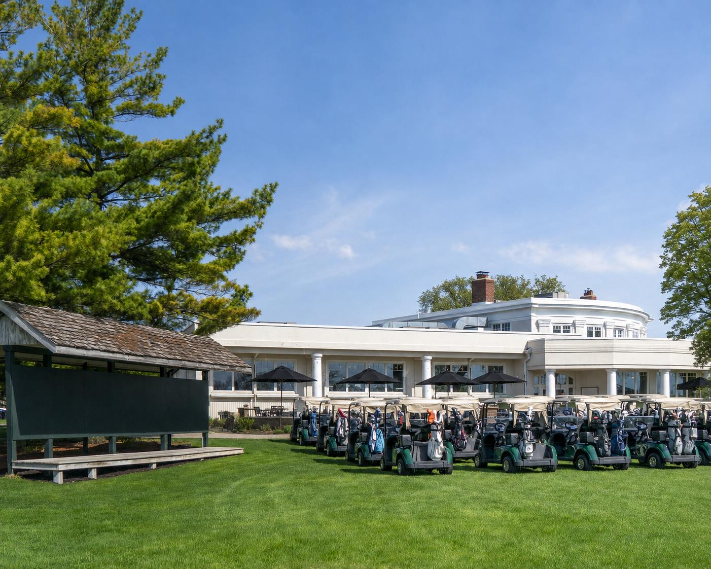 golf_clubhouse_high_res